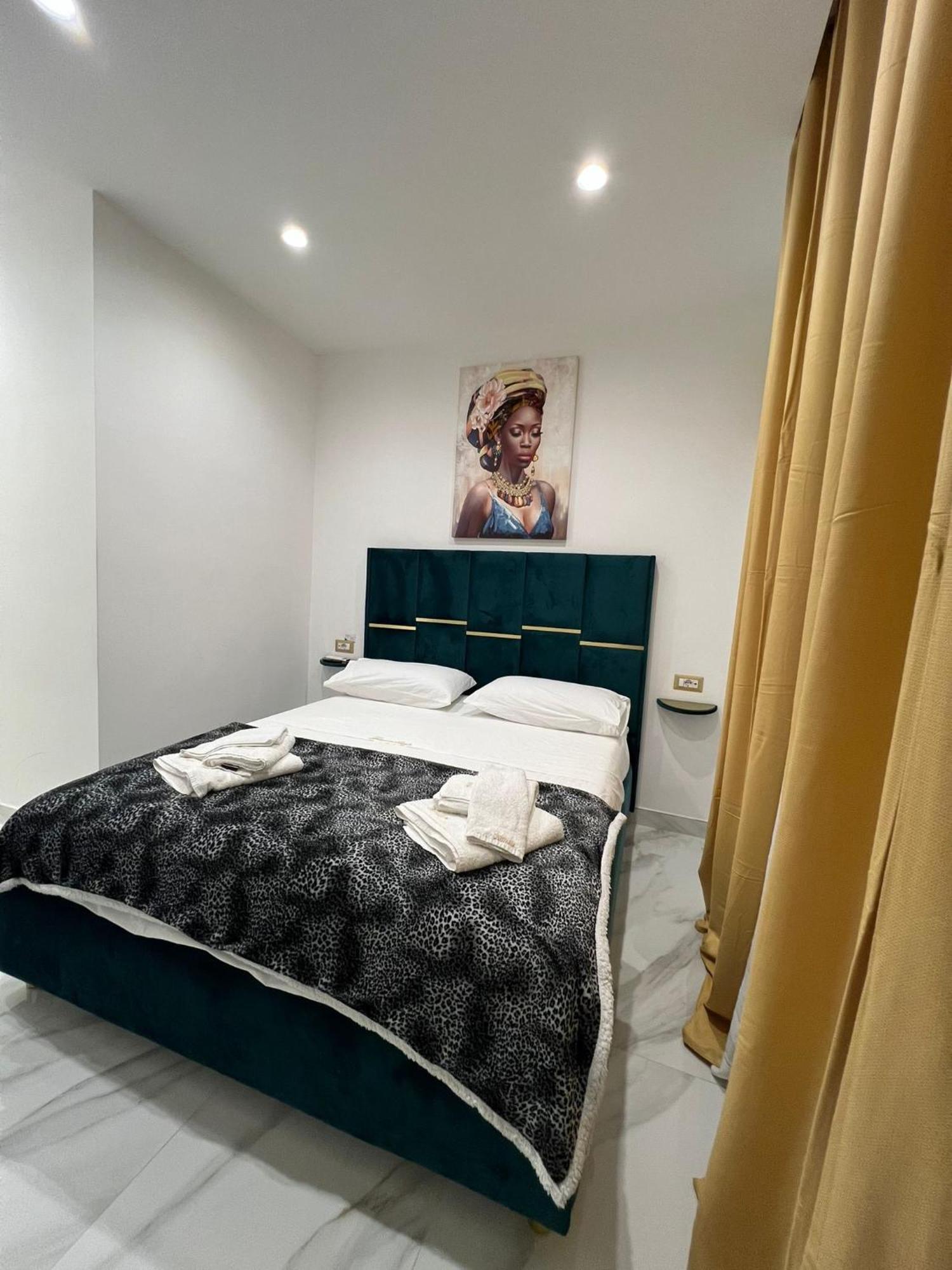 Hotel Familia Neapol Zewnętrze zdjęcie