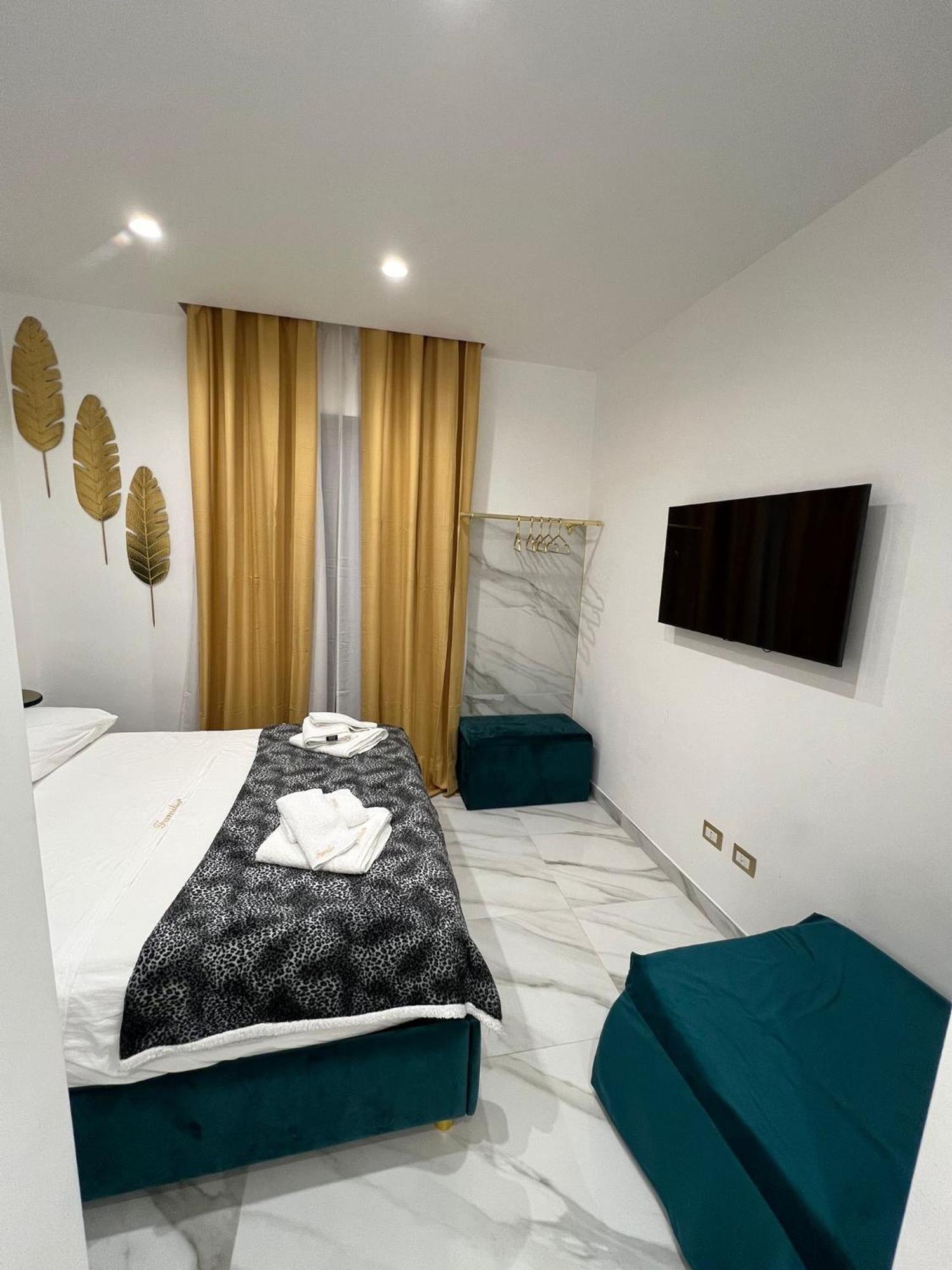 Hotel Familia Neapol Zewnętrze zdjęcie