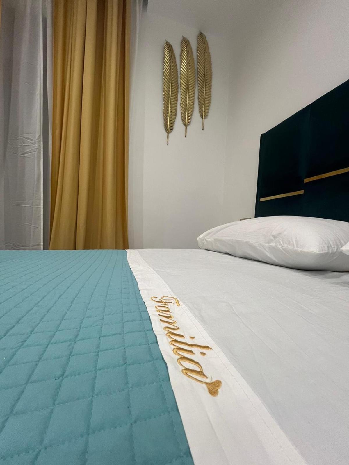 Hotel Familia Neapol Zewnętrze zdjęcie
